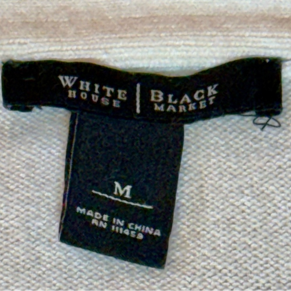 White House Black Market Elegant White Ruffled Women's Sweater, size Medium - Picture 5 of 12